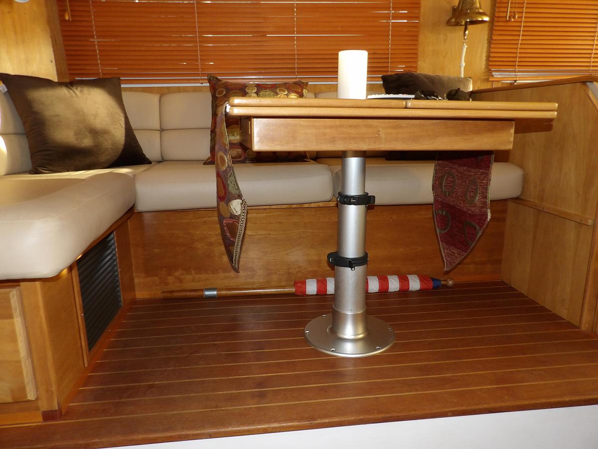 Used 2008 MIRAGE MFG. , GAINESVILLE FL.  N-37