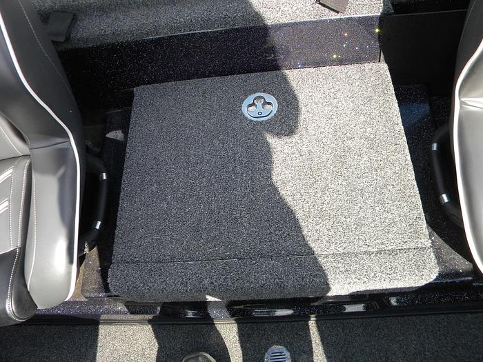 Used 2020 Tracker Nitro Z21 P1