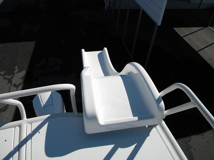 2023 Bennington 25SXSRTD