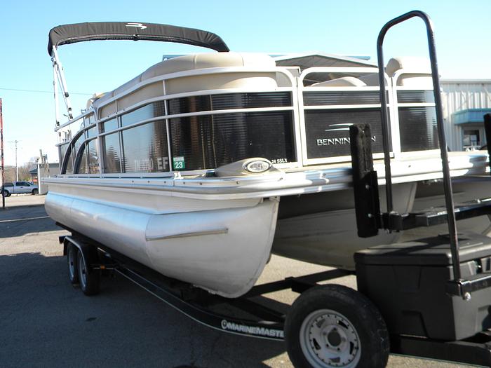 Used 2014 Bennington 24SSLX