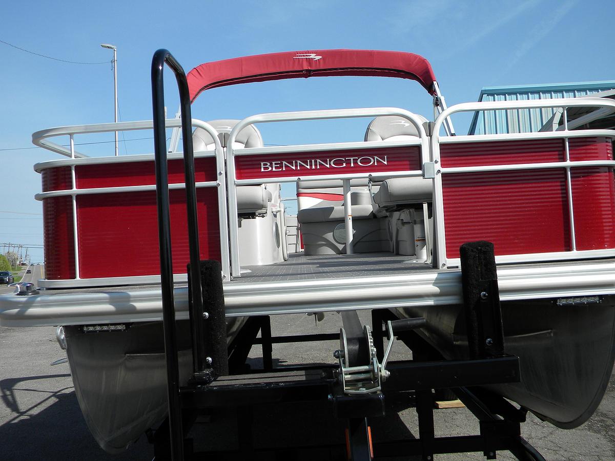 Used 2023 Bennington 20SVF
