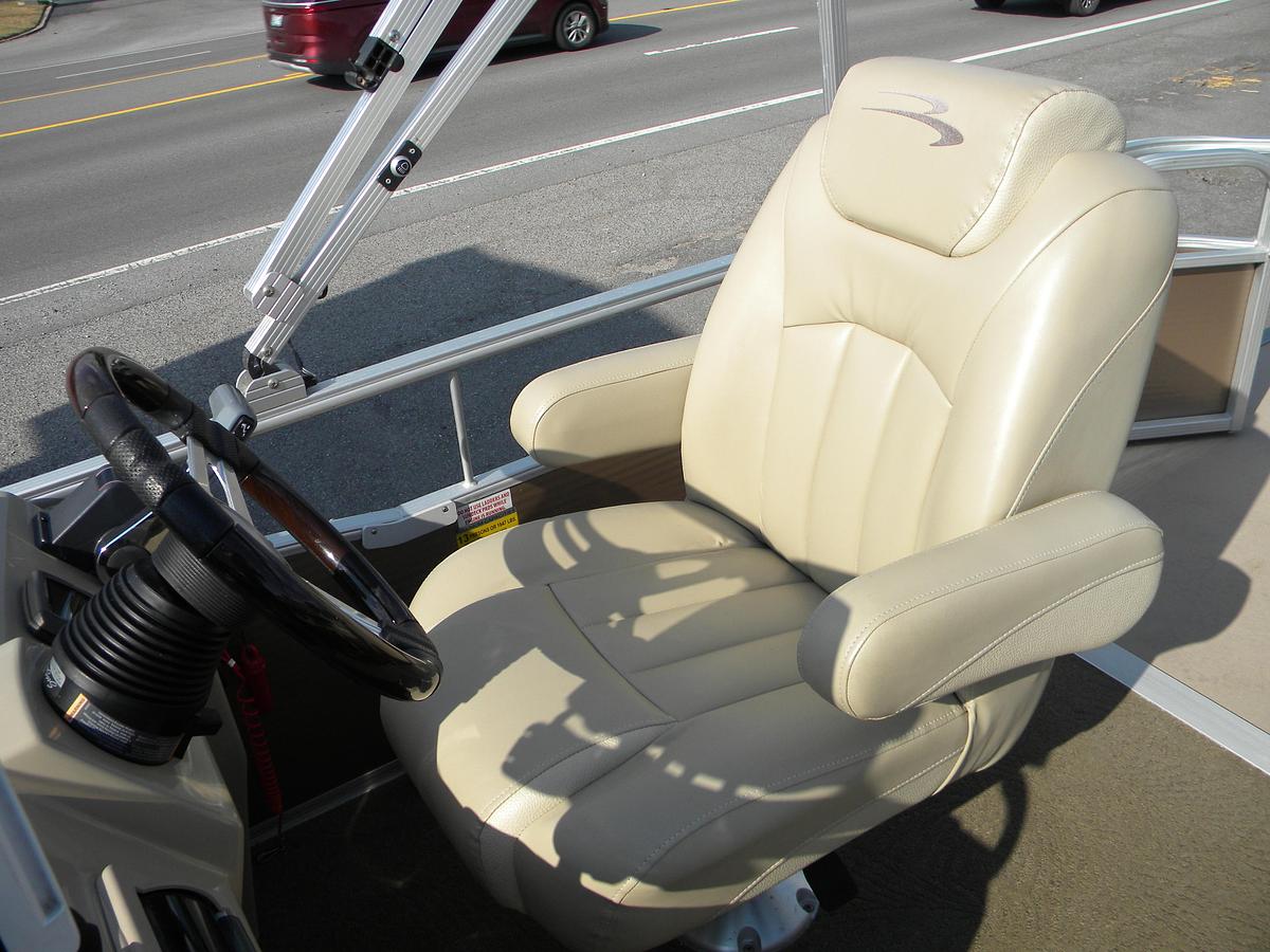 Used USED 2013 BENNINGTON 24SFX