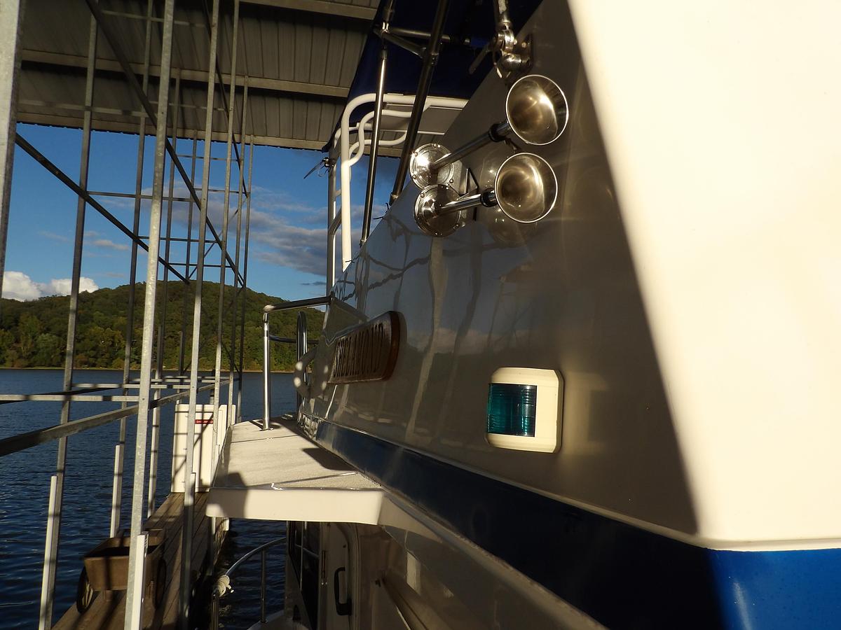 Used 2008 MIRAGE MFG. , GAINESVILLE FL.  N-37