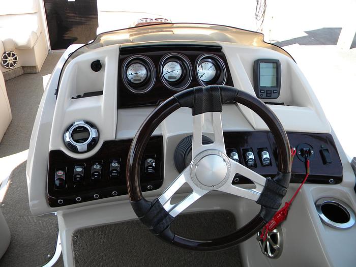 Used 2013 Bennington 2250RSR