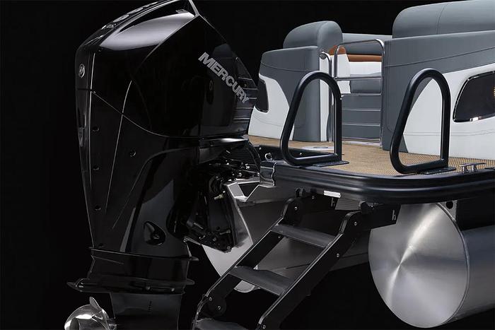 2025 Bennington LX Sport Line