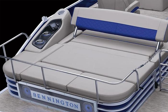 2025 Bennington L Line