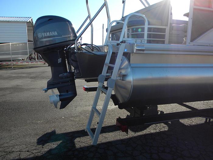 2023 Bennington 198slj