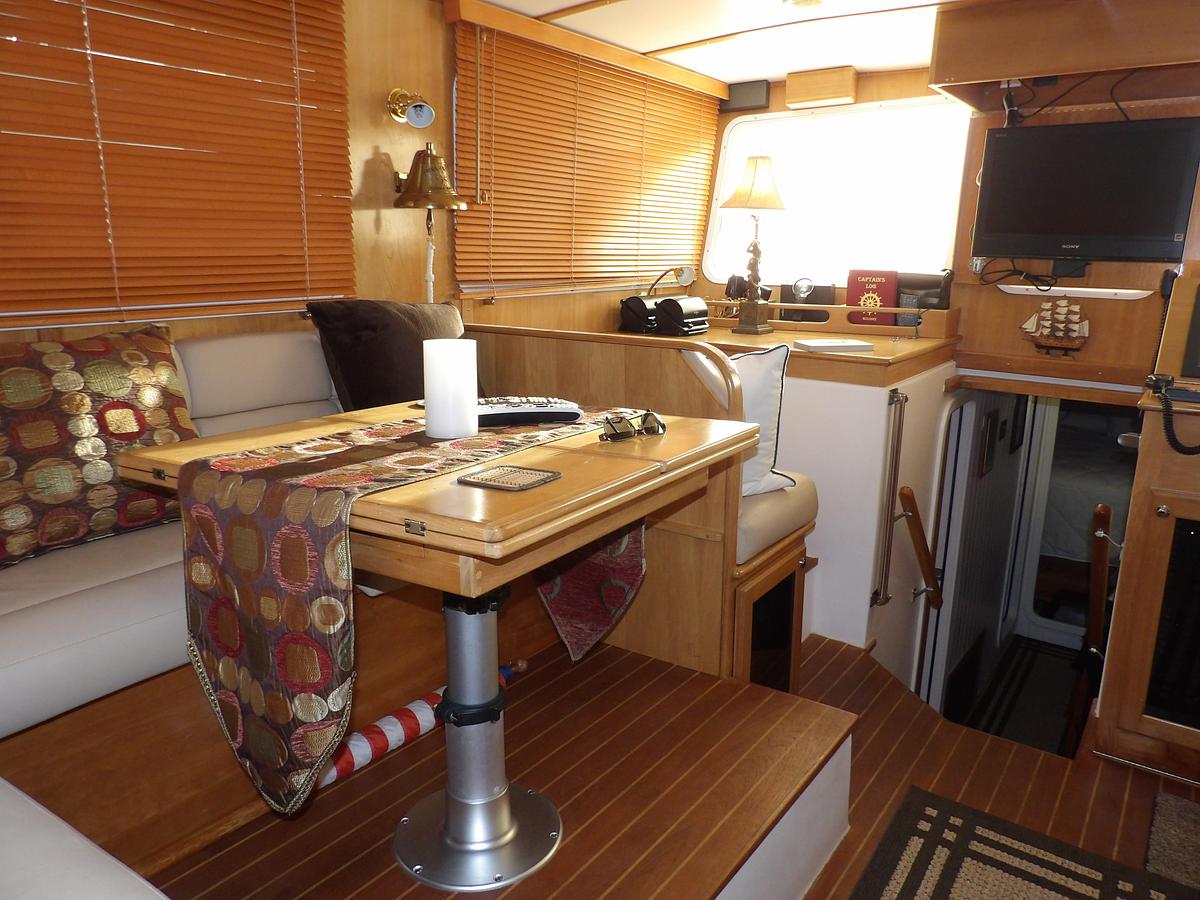 Used 2008 MIRAGE MFG. , GAINESVILLE FL.  N-37