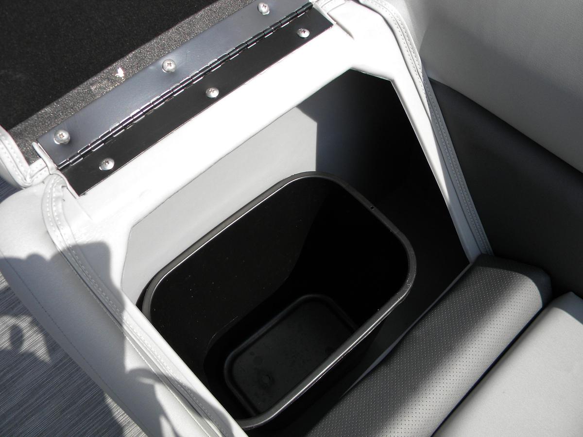 Used 2023 Bennington 21SXL