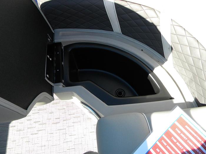 2023 Bennington 25SXSRTD