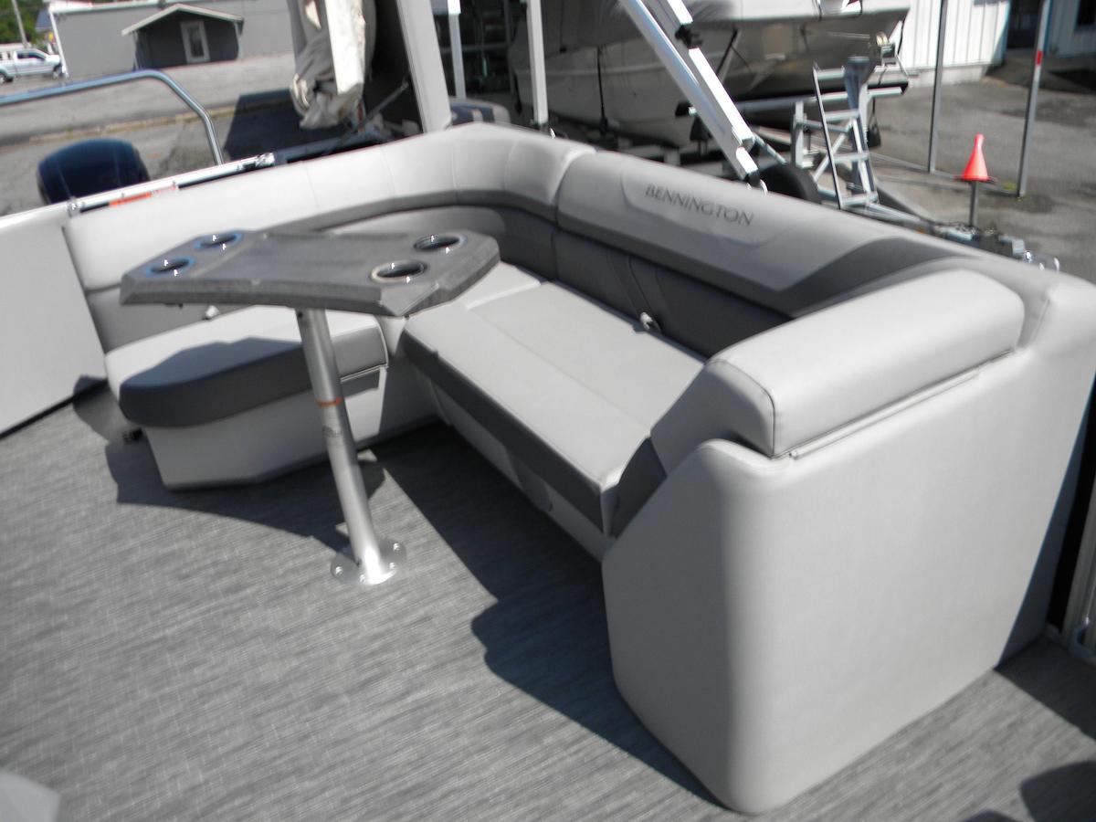 Used 2023 Bennington 21SXL