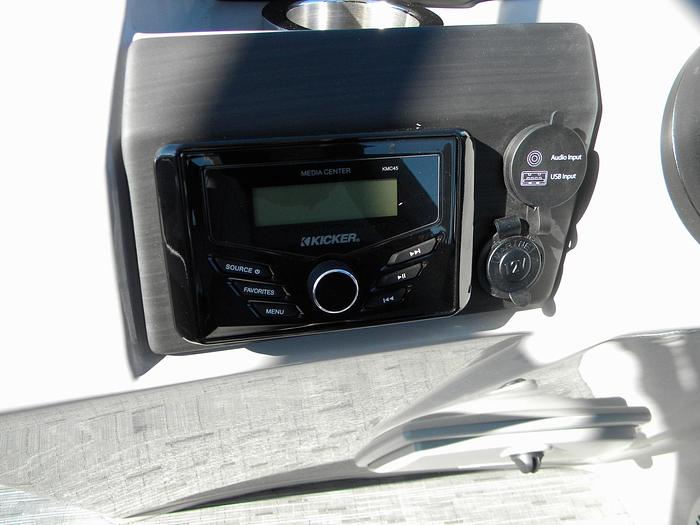 2023 Bennington 25SXSRTD