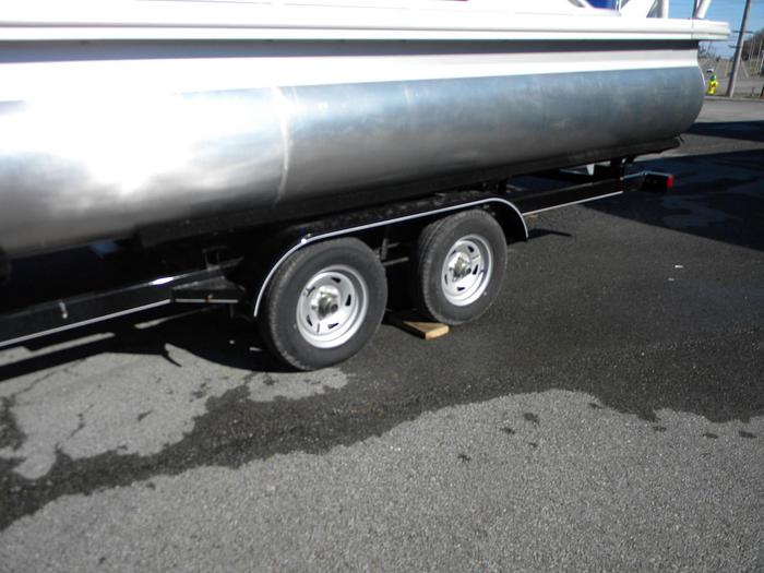 2023 Bennington 25SXSRTD