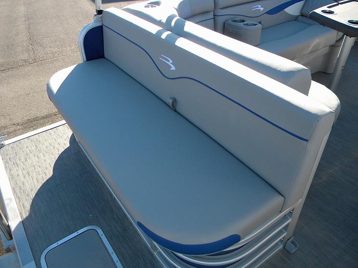 2023 Bennington 198slj