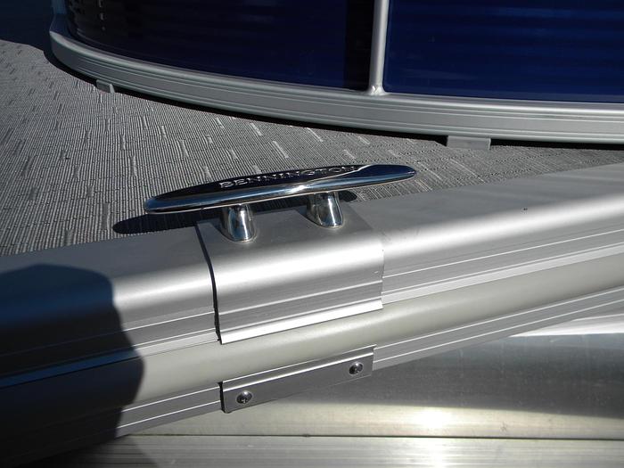 2023 Bennington 25SXSRTD