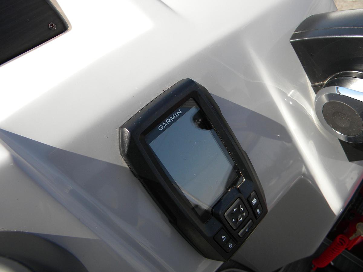 Used 2023 Bennington 20SVF