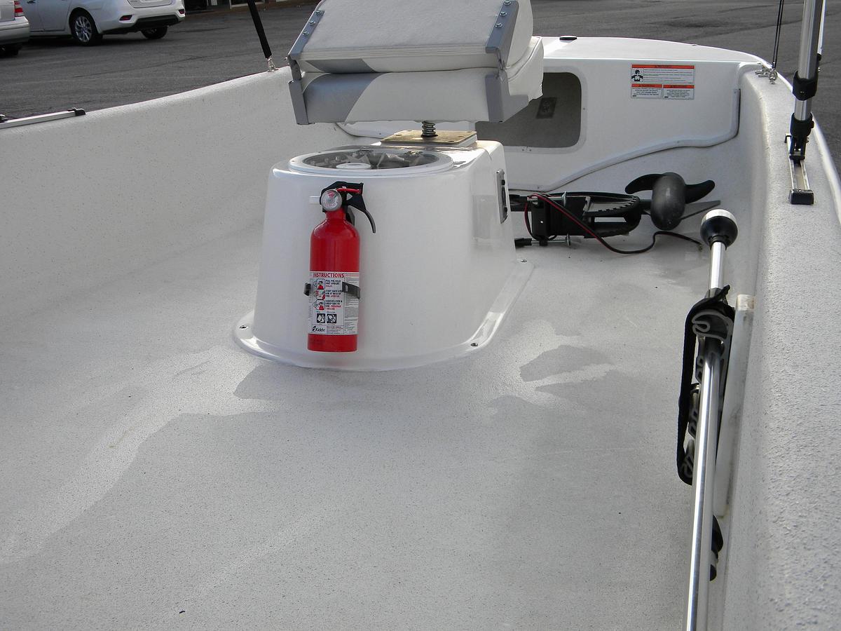 Used 2011 Carolina Skiff  JV-17