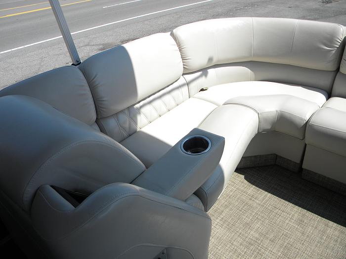 Used 2013 Bennington 2250RSR