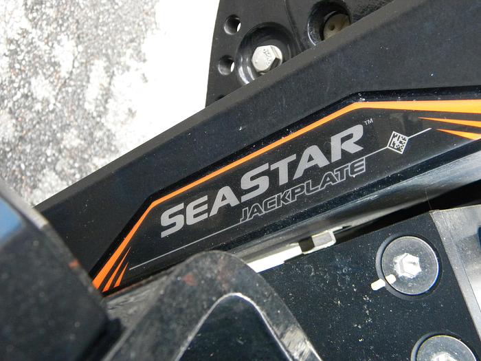 Used 2020 Tracker Nitro Z21 P1