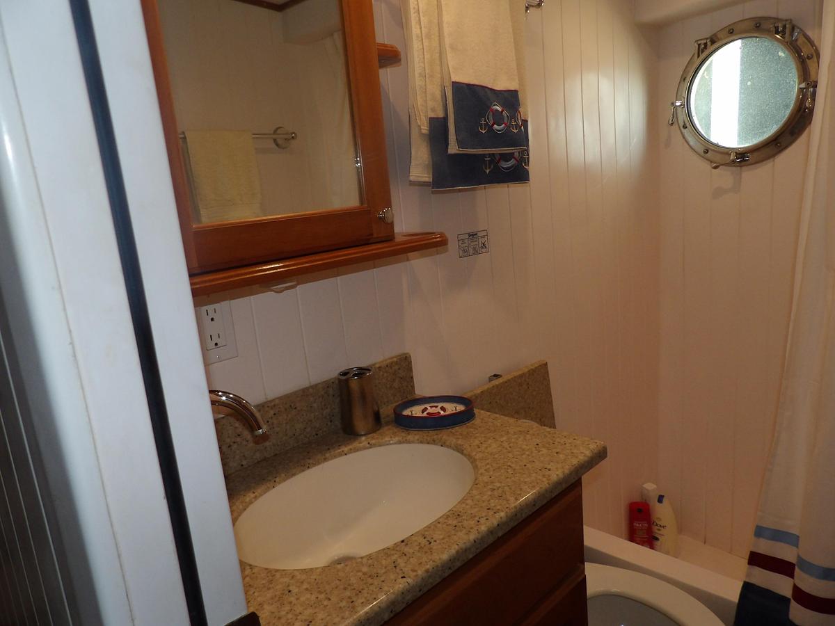 Used 2008 MIRAGE MFG. , GAINESVILLE FL.  N-37