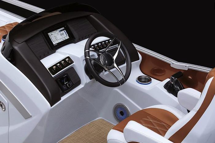 2025 Bennington R Bowrider Line