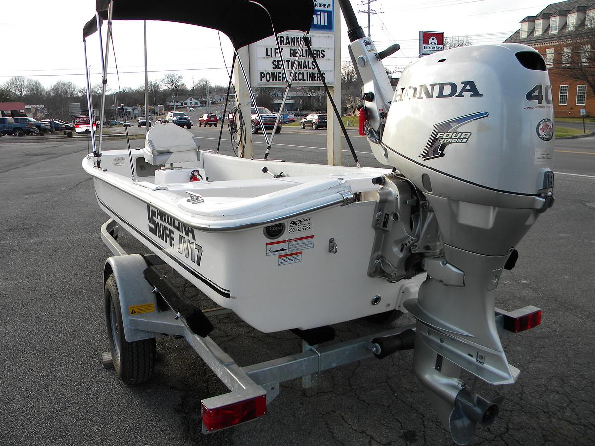 Used 2011 Carolina Skiff  JV-17