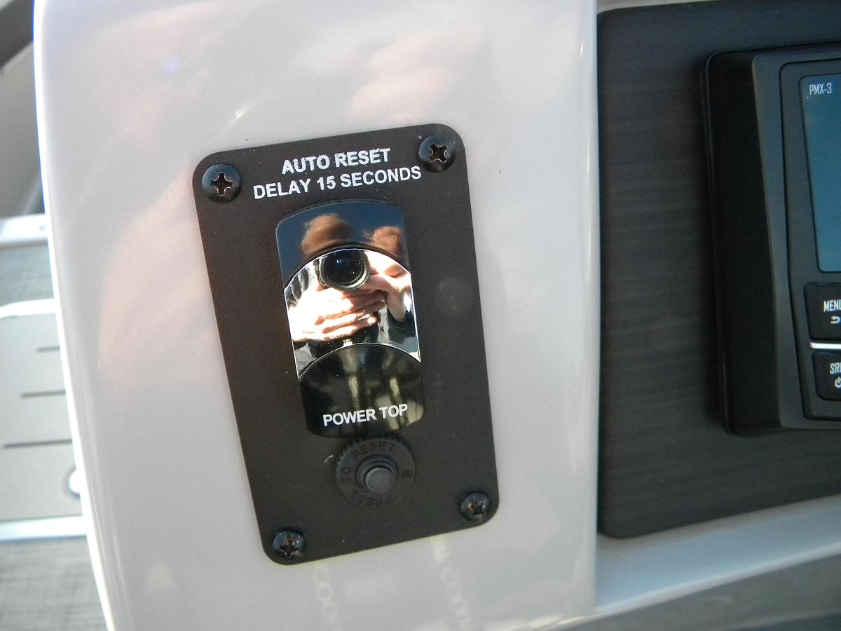 Used 2023 Bennington 23LTSB BOW RIDER