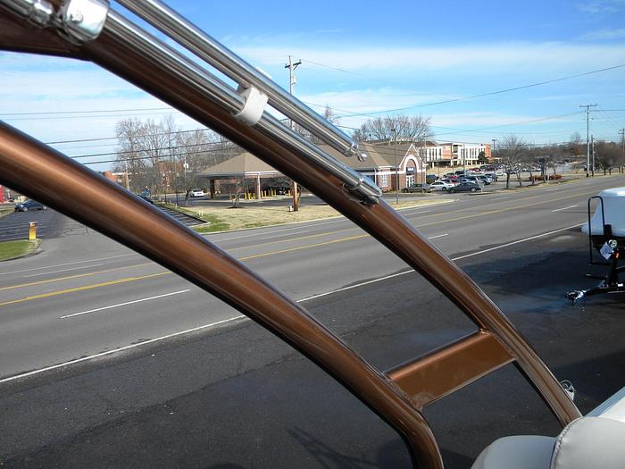 Used 2019 Bennington 23GCWA