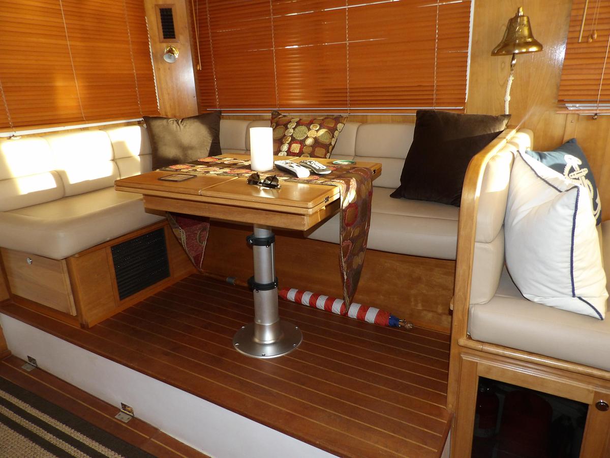 Used 2008 MIRAGE MFG. , GAINESVILLE FL.  N-37