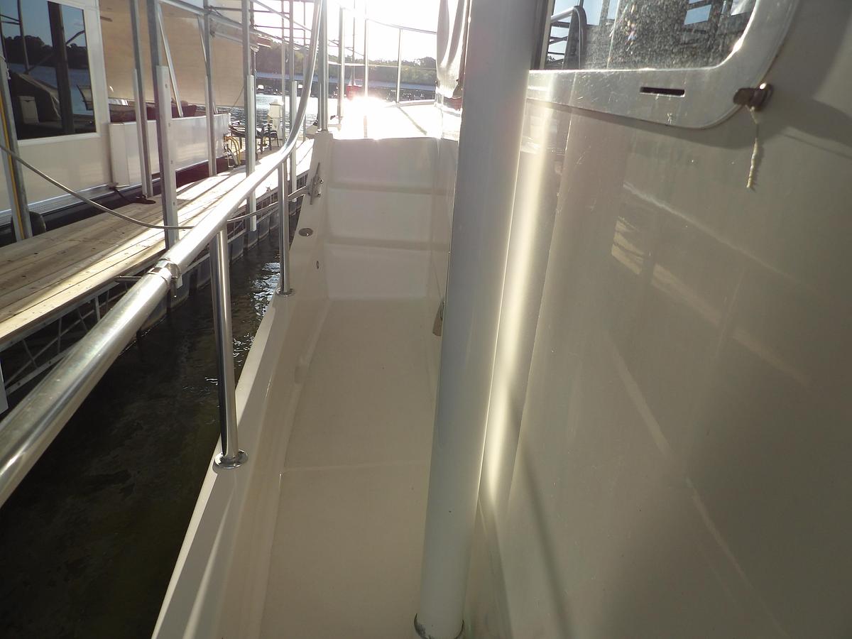 Used 2008 MIRAGE MFG. , GAINESVILLE FL.  N-37