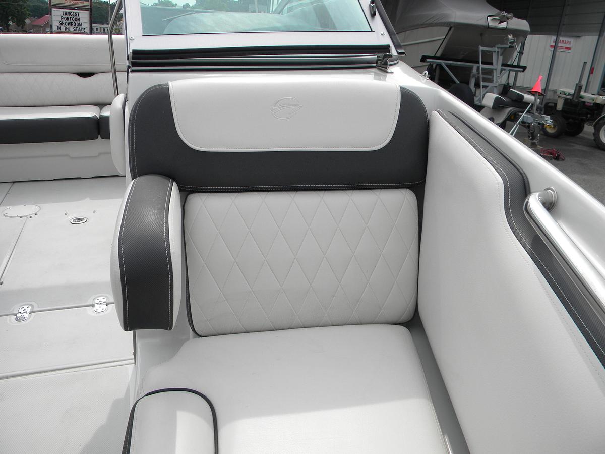 Used 2019 CROWNLINE 215 SS