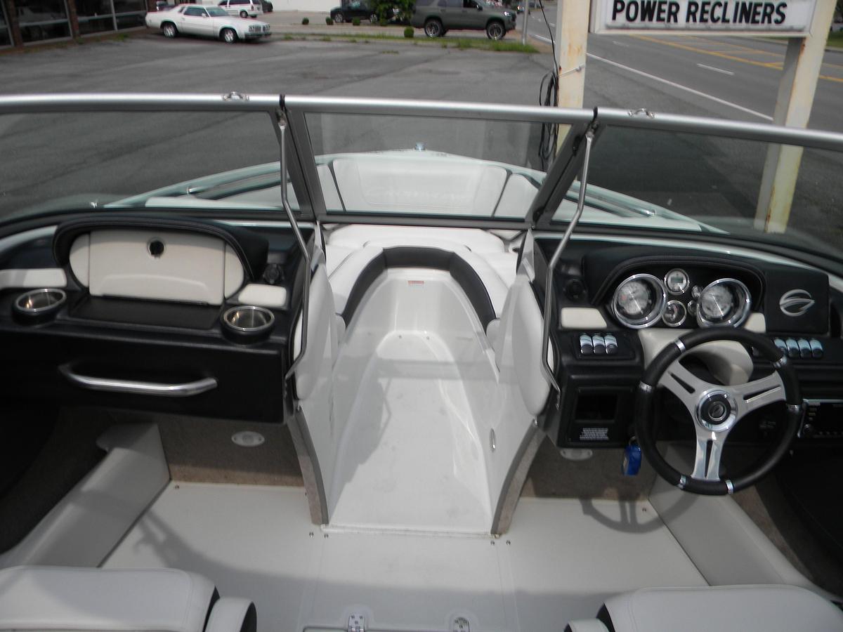 Used 2019 CROWNLINE 215 SS