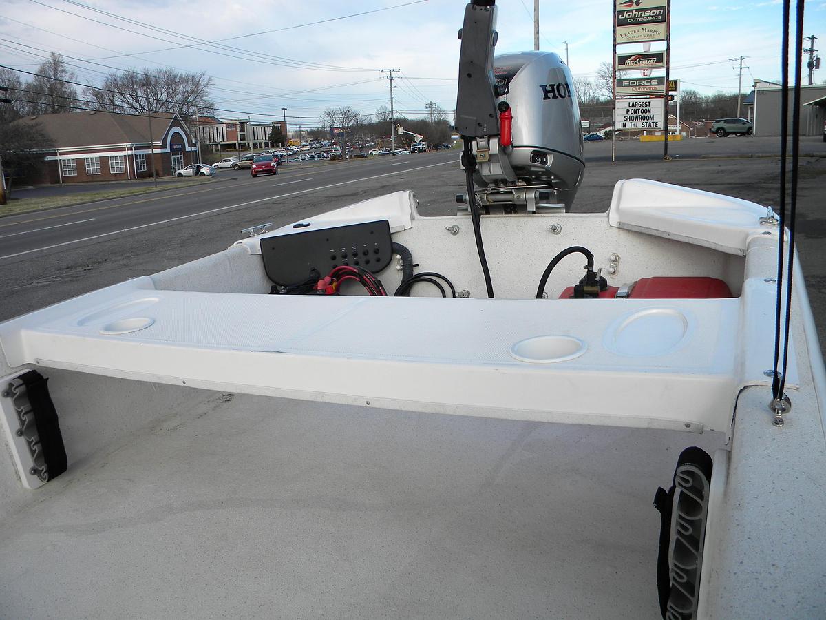 Used 2011 Carolina Skiff  JV-17
