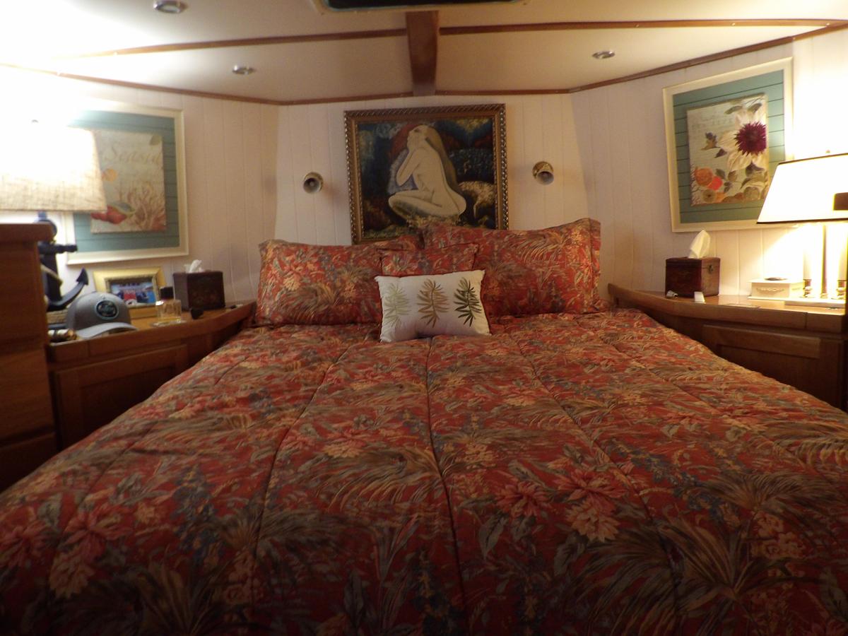 Used 2008 MIRAGE MFG. , GAINESVILLE FL.  N-37