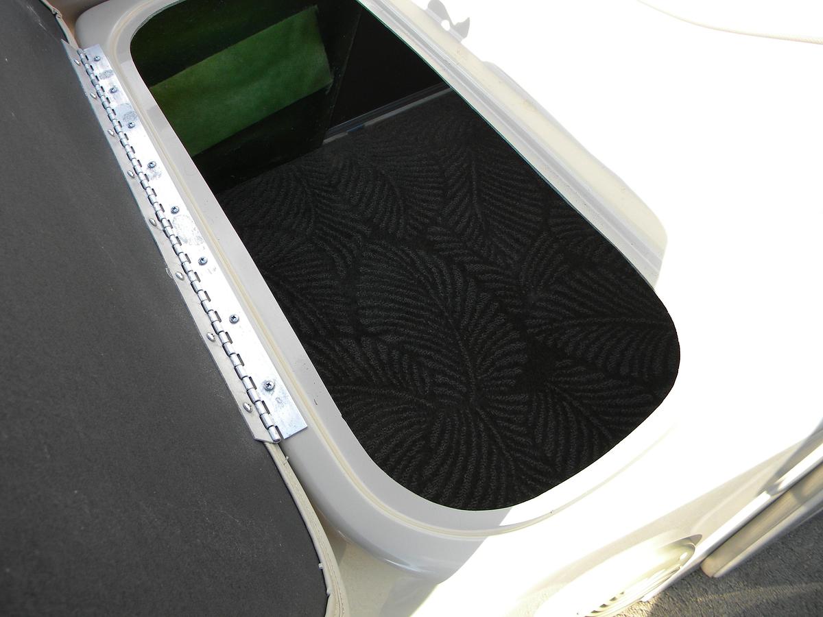 Used USED 2013 BENNINGTON 24SFX