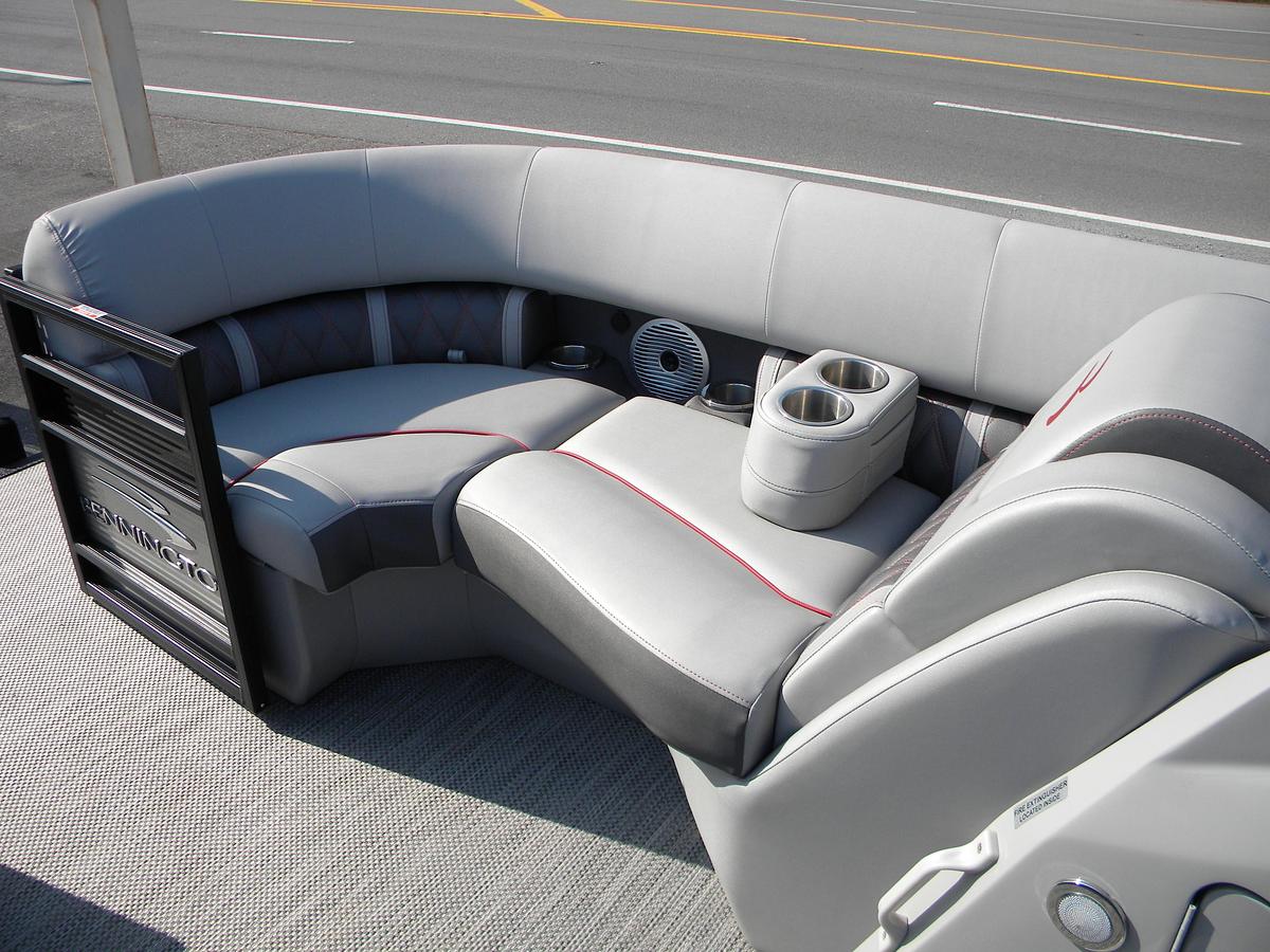 Used 2022 Bennington 22LXSB
