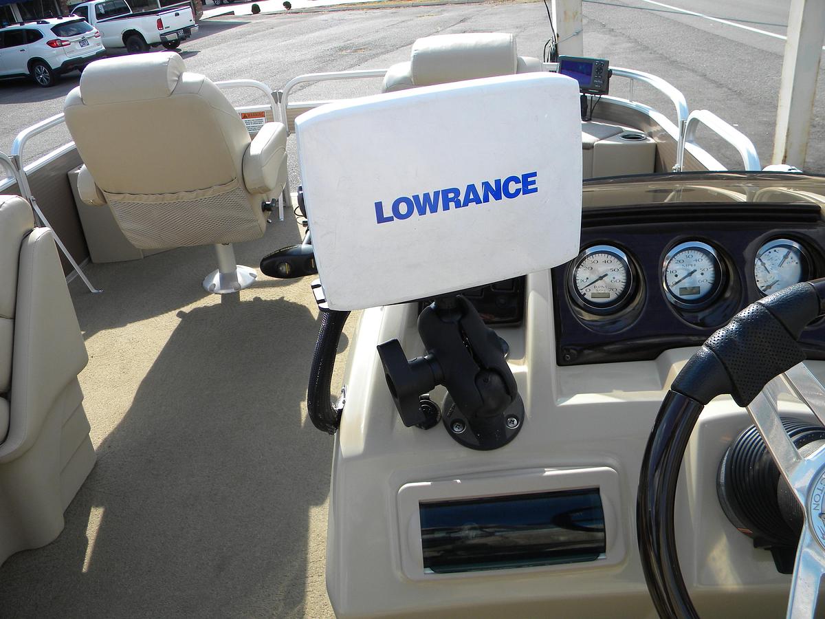 Used USED 2013 BENNINGTON 24SFX