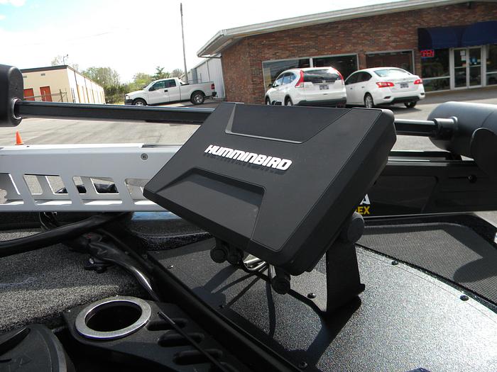 Used 2020 Tracker Nitro Z21 P1