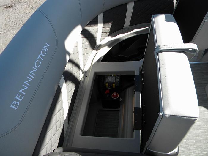 2023 Bennington 25SXSRTD