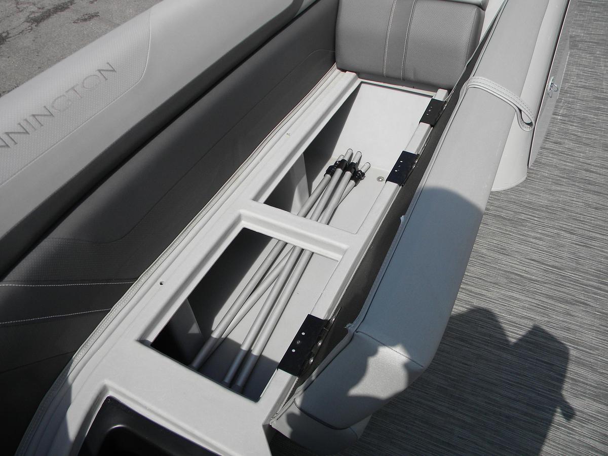 Used 2023 Bennington 21SXL