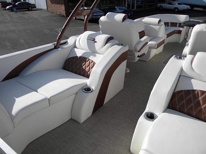 Used 2019 Bennington 23GCWA