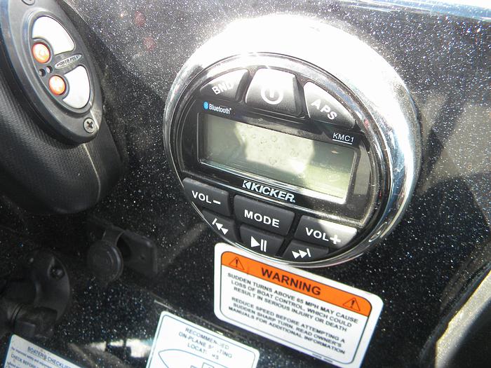 Used 2020 Tracker Nitro Z21 P1