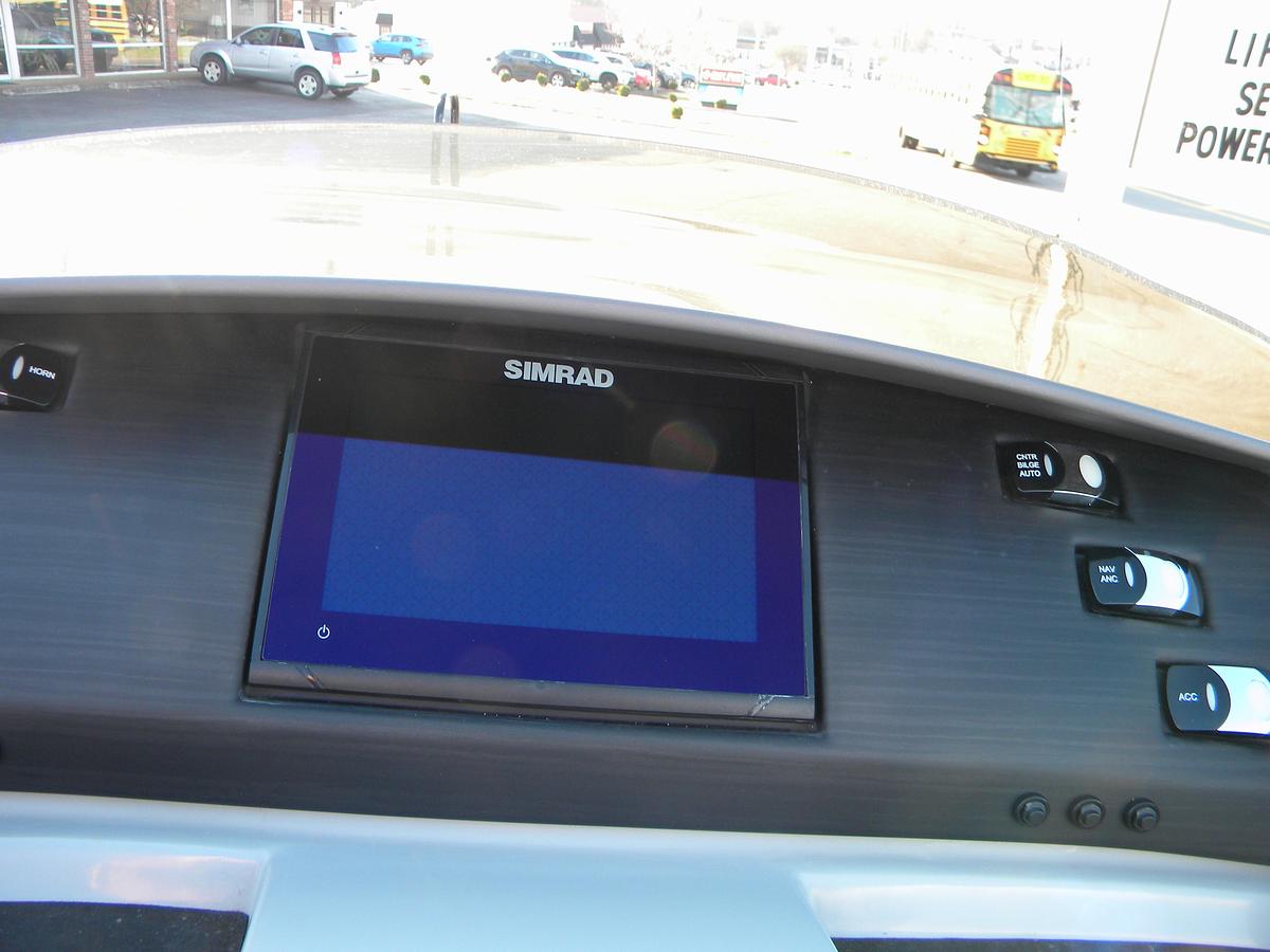 Used 2023 Bennington 23LTSB BOW RIDER