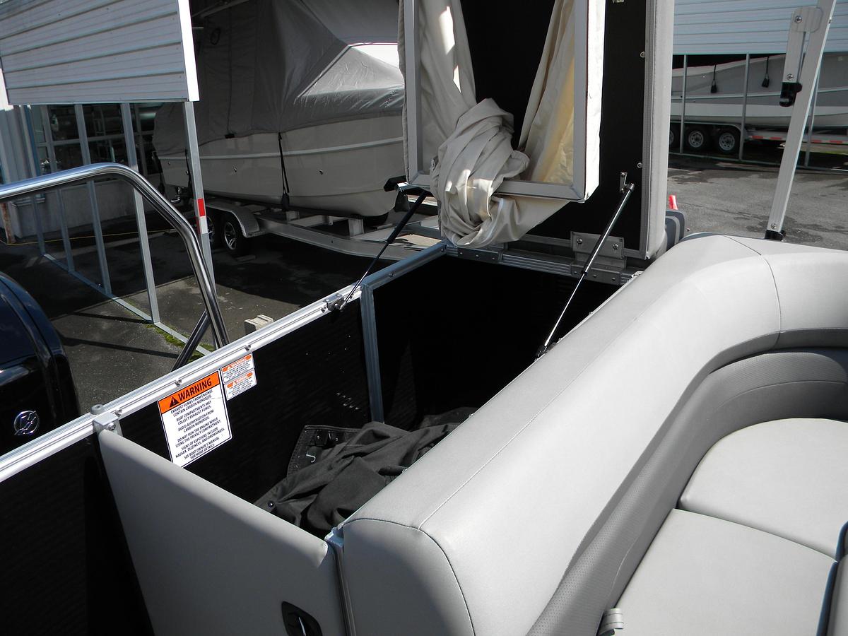 Used 2023 Bennington 21SXL