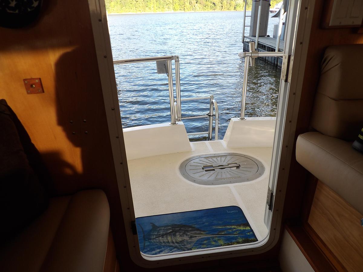 Used 2008 MIRAGE MFG. , GAINESVILLE FL.  N-37