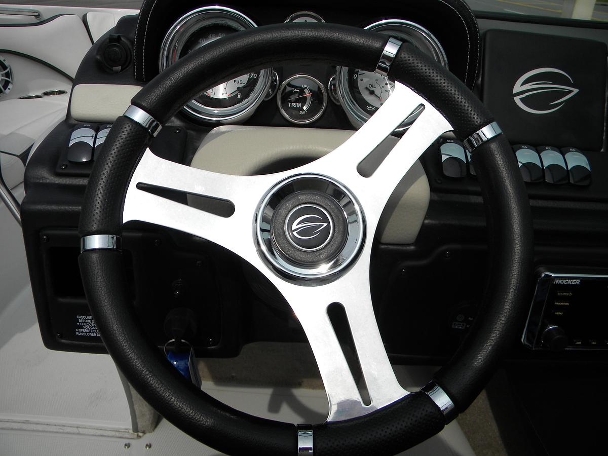 Used 2019 CROWNLINE 215 SS