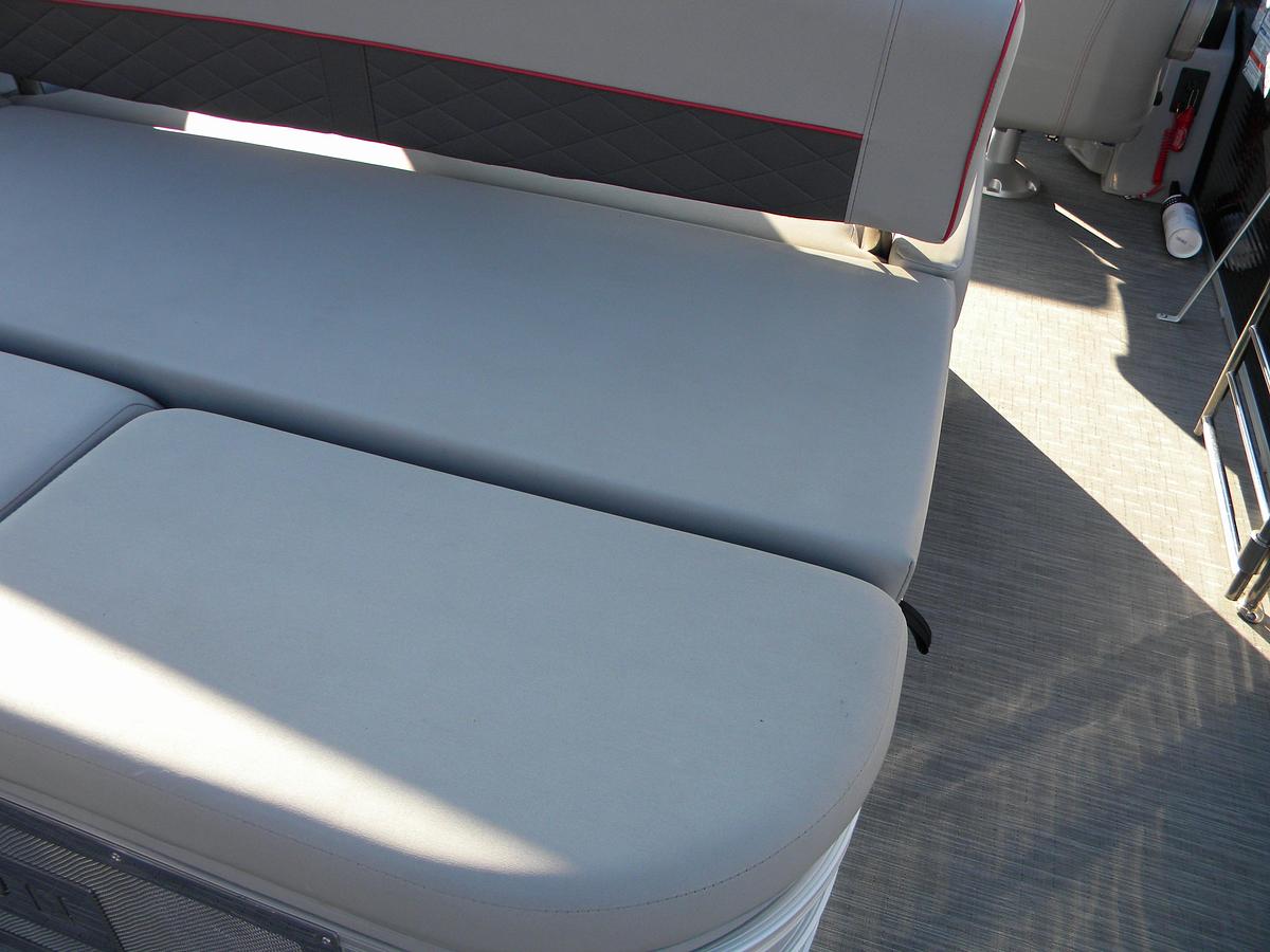 Used 2023 Bennington 23LTSB BOW RIDER