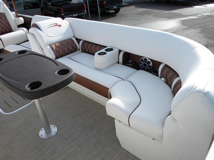 Used 2019 Bennington 23GCWA