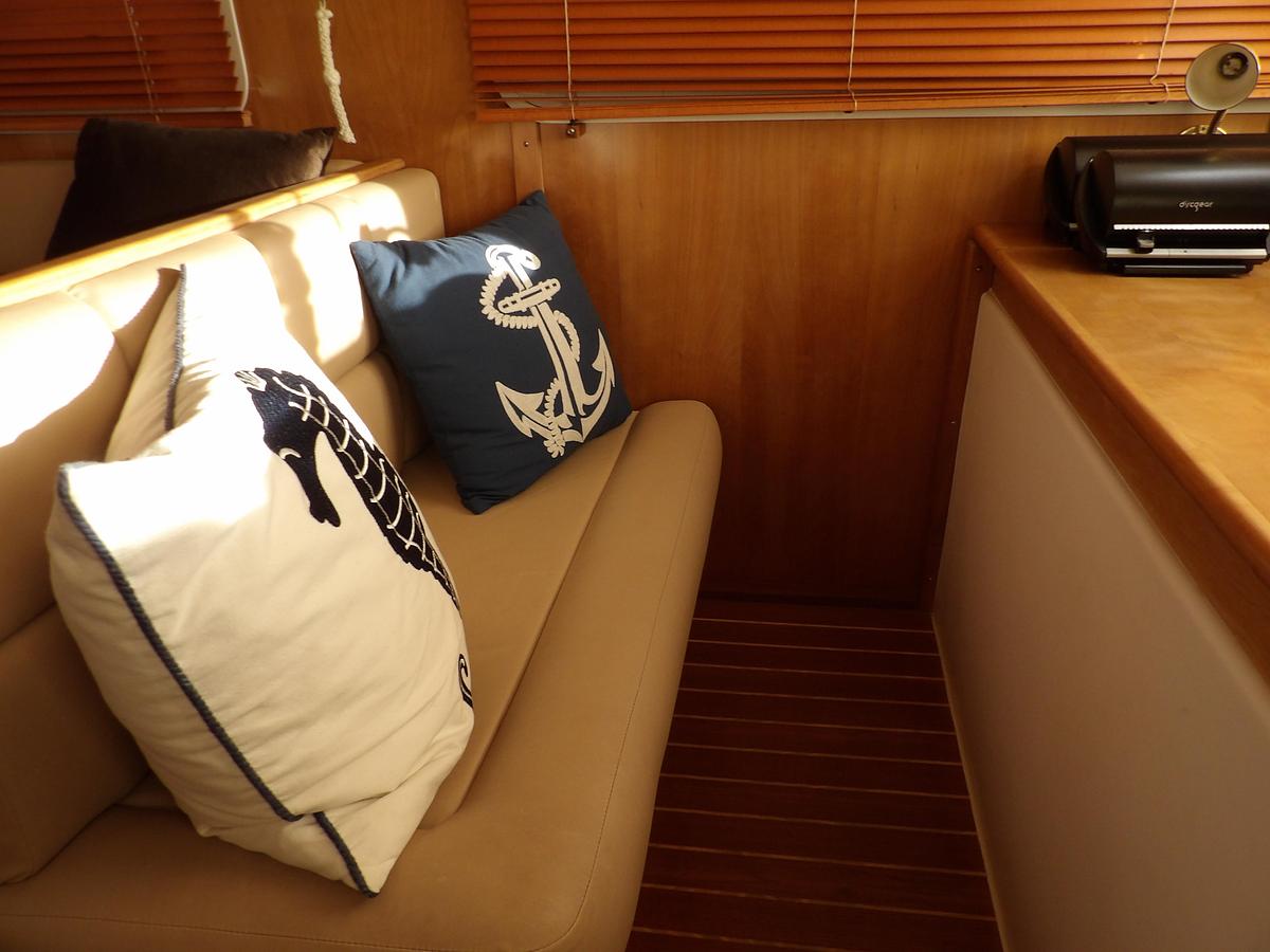 Used 2008 MIRAGE MFG. , GAINESVILLE FL.  N-37