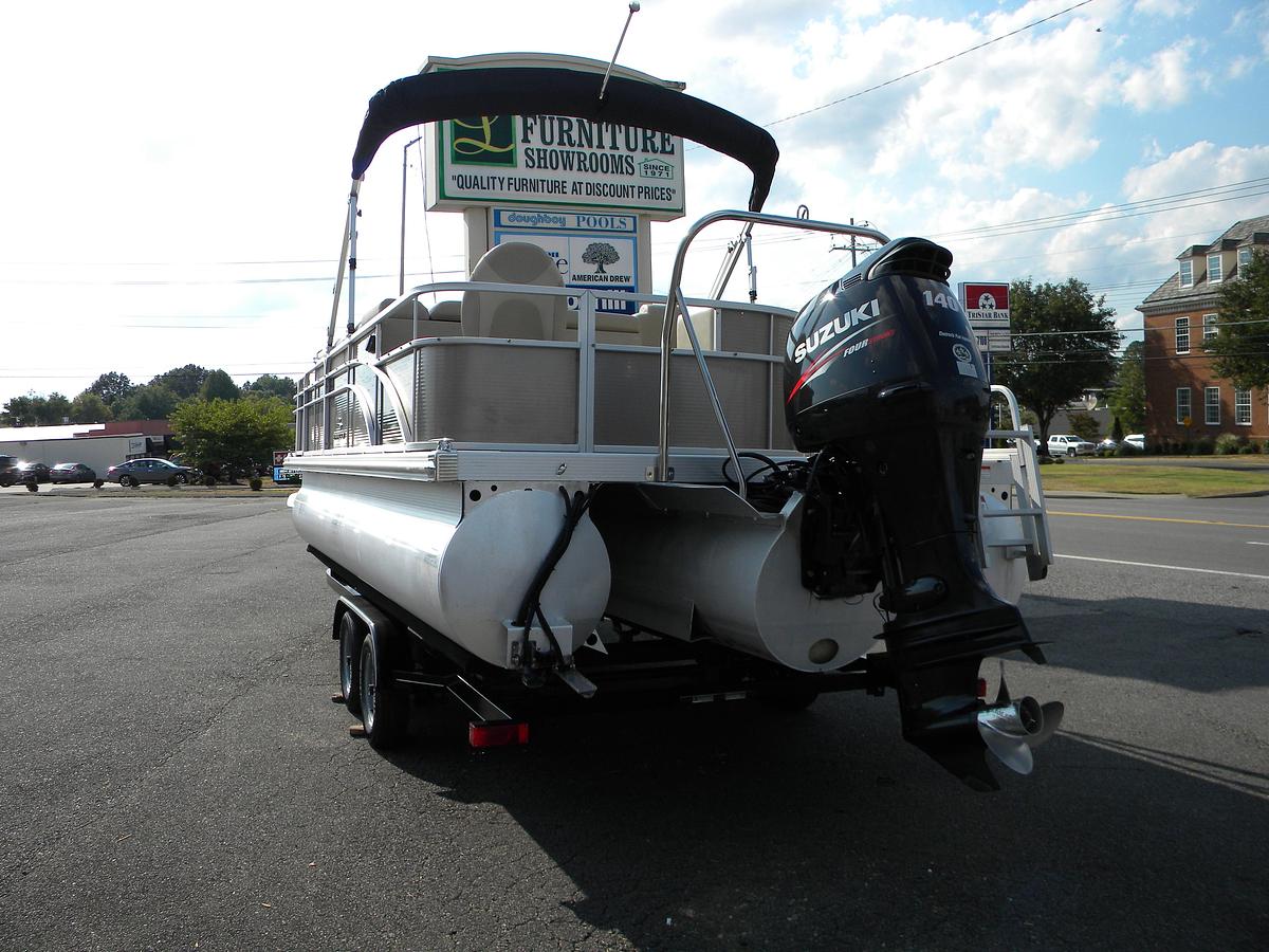 Used USED 2013 BENNINGTON 24SFX